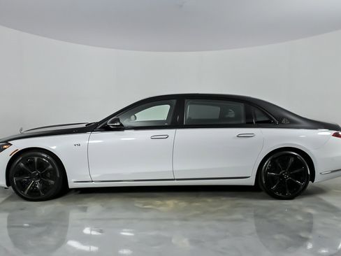 Used 2024 Mercedes-Benz Maybach S 680 4MATIC image 9