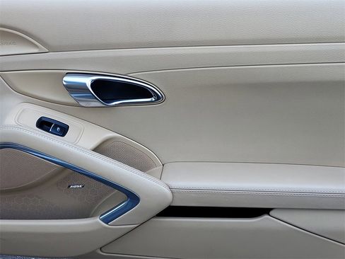 Used 2014 Porsche 911 Carrera S image 17