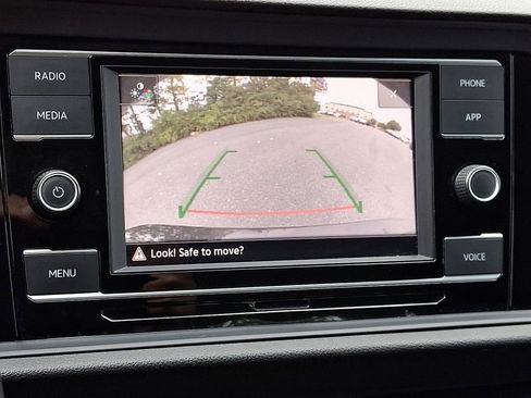 Used 2024 Volkswagen Jetta S image 18