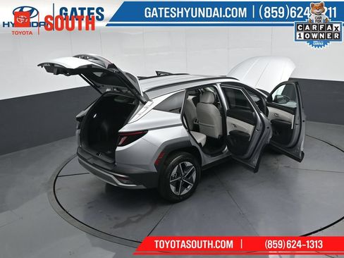 Used 2025 Hyundai Tucson SEL AWD/4WD image 54