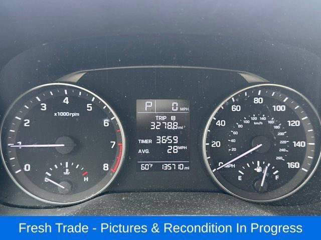 Used 2017 Hyundai Elantra SE FWD image 13