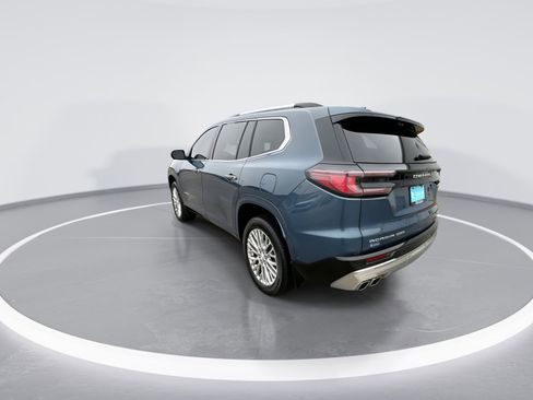 Used 2024 GMC Acadia Denali w/ Super Cruise Package image 6