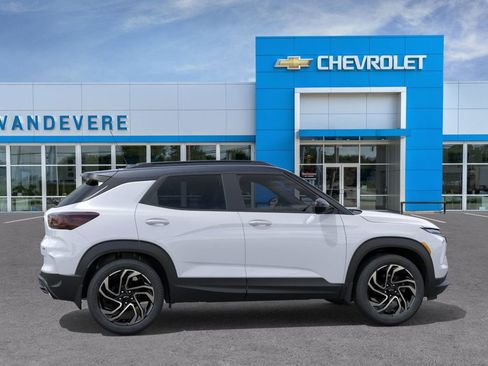 New 2026 Chevrolet TrailBlazer RS w/ Convenience Package AWD/4WD image 7
