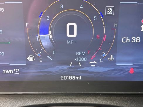 Used 2026 Chevrolet Traverse Z71 w/ Driver Confidence Package AWD/4WD image 46