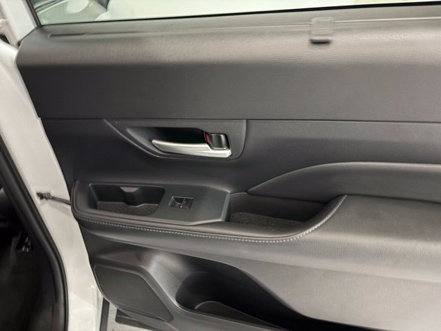 Used 2024 Toyota Grand Highlander AWD image 12