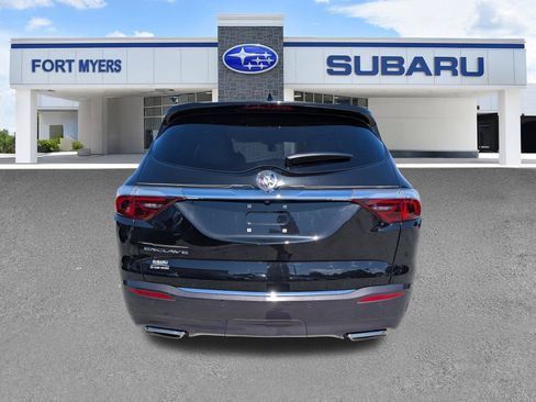 Used 2023 Buick Enclave Essence FWD image 5