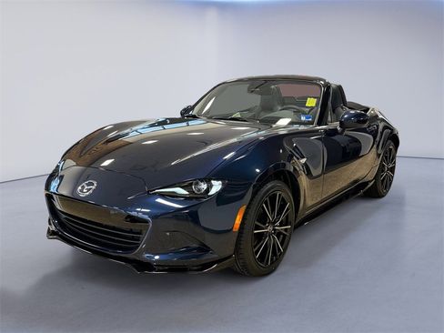 New 2025 MAZDA MX-5 Miata Grand Touring w/ Appearance Package image 7