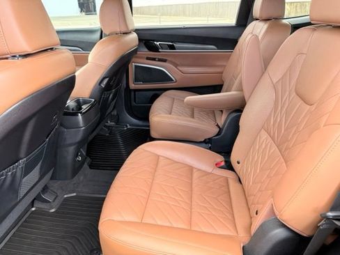 Used 2024 Kia Telluride EX X-Line AWD/4WD image 16