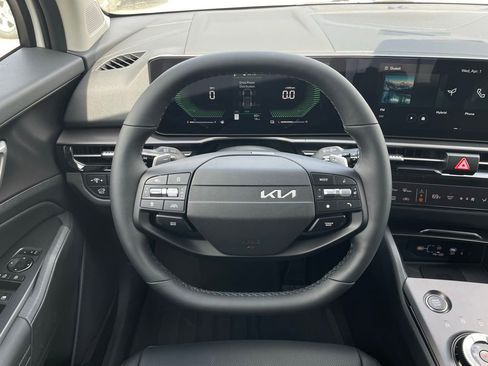 New 2026 Kia Sportage AWD Hybrid image 14