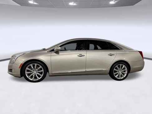 Used 2016 Cadillac XTS Luxury w/ Driver Awareness Package FWD image 2