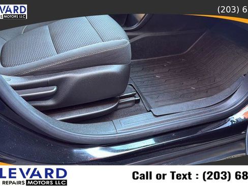 Used 2021 GMC Acadia SLE w/ Driver Convenience Package image 41