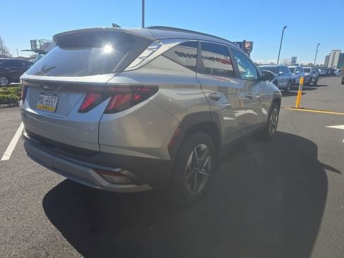 Used 2025 Hyundai Tucson SEL AWD/4WD image 4