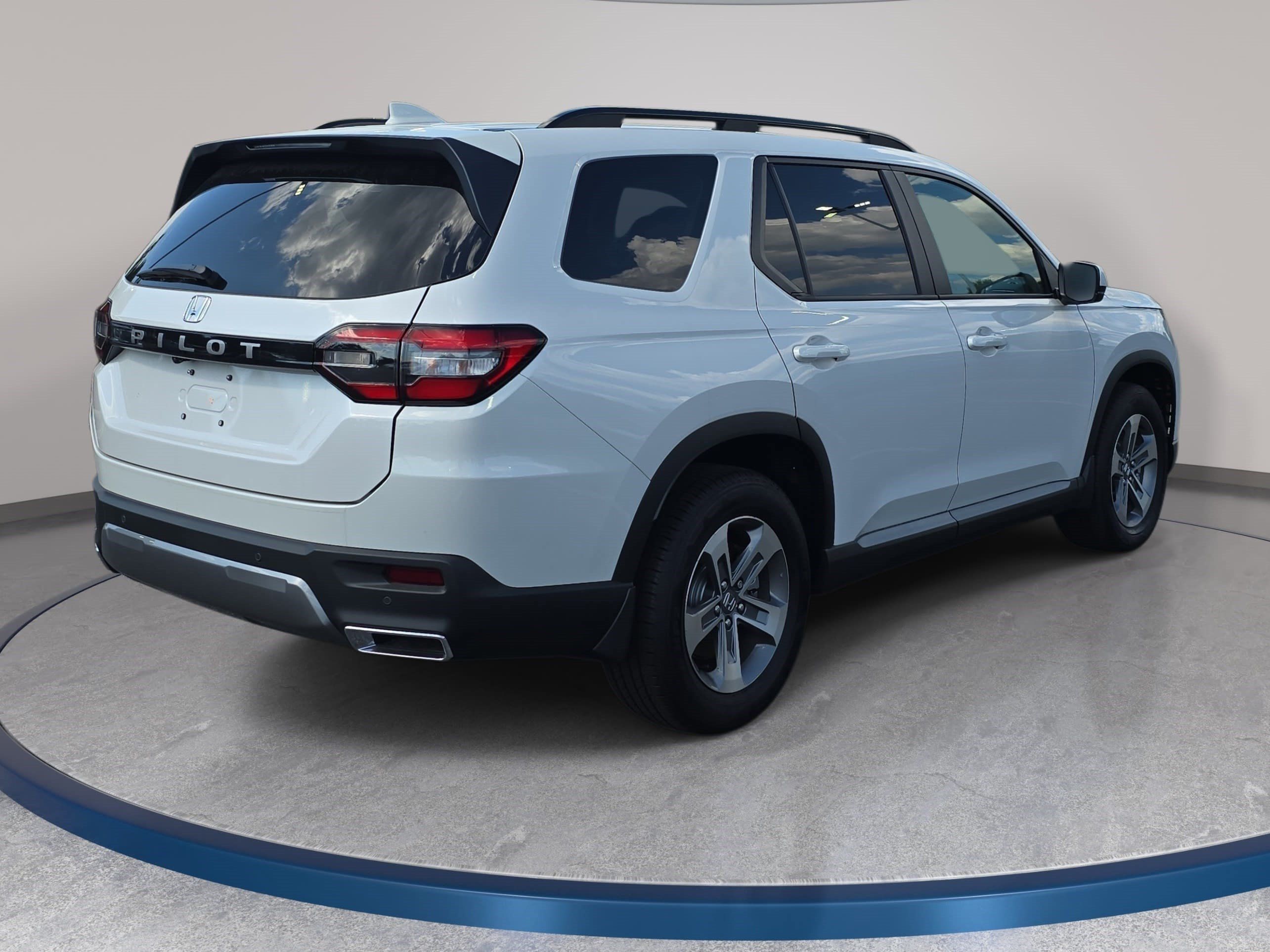 New 2026 Honda Pilot EX-L image 5