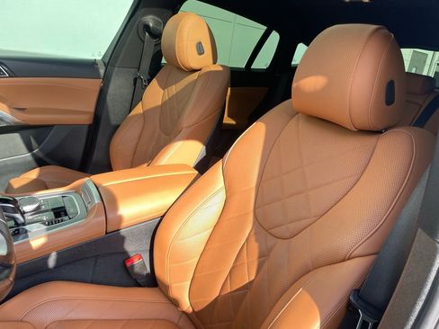 Used 2023 BMW X6 xDrive40i w/ Premium Package image 27