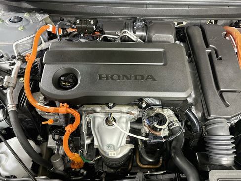 Used 2025 Honda Accord Touring image 9