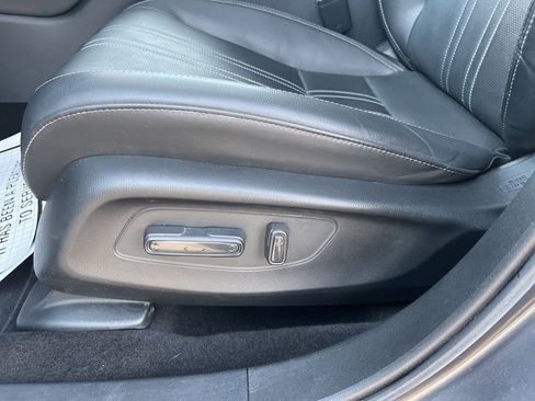 Used 2023 Honda HR-V EX-L image 54