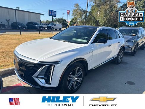 Used 2024 Cadillac Lyriq Luxury RWD image 1