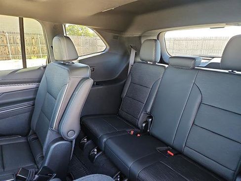 New 2026 Buick Enclave Sport Touring w/ Power Package image 9