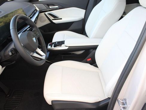 New 2026 BMW X2 xDrive28i w/ Technology Package image 5