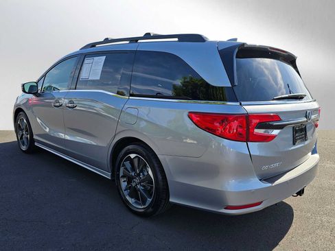 Used 2024 Honda Odyssey Elite image 5