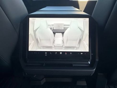 Used 2024 Tesla Cybertruck AWD Crew Cab image 14