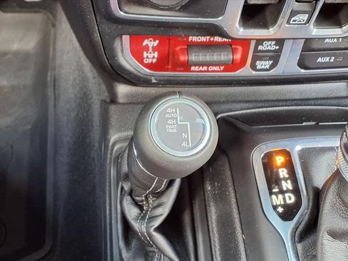 Used 2024 Jeep Wrangler Unlimited Rubicon 392 image 16