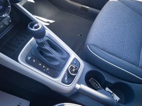 New 2026 Hyundai Venue SEL FWD image 24