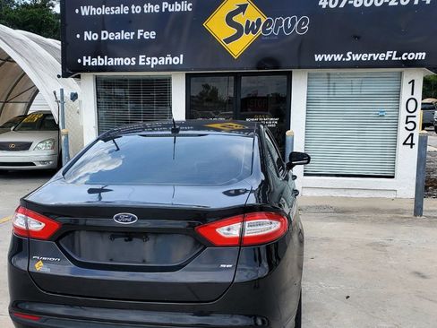 Used 2014 Ford Fusion SE FWD image 11