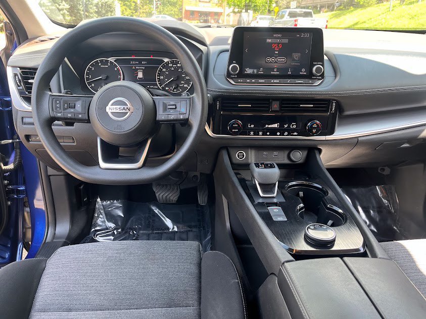 Used 2021 Nissan Rogue SV AWD/4WD image 21