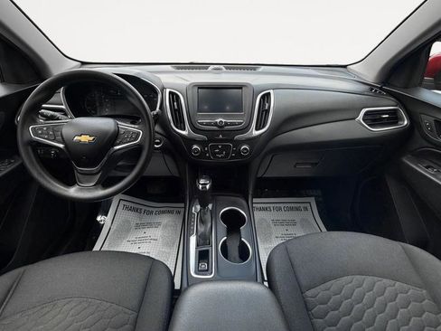 Used 2018 Chevrolet Equinox LT image 16