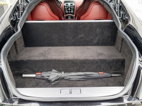 Used 2016 Aston Martin Rapide S image 32