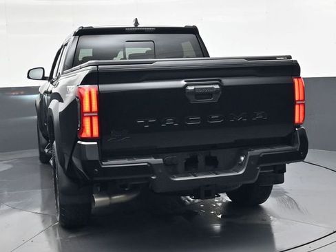 Used 2024 Toyota Tacoma TRD Off-Road w/ TRD Off Road Upgrade Package image 6