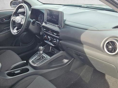 Used 2022 Hyundai Kona SEL image 20