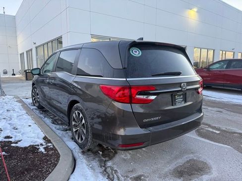 Used 2023 Honda Odyssey EX-L image 4