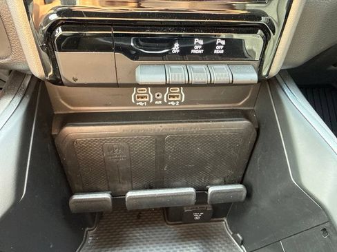 Used 2025 RAM 1500 Big Horn AWD/4WD image 21