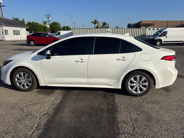 Used 2026 Toyota Corolla LE FWD image 8