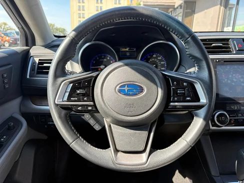 Used 2018 Subaru Outback 2.5i Limited AWD/4WD image 13
