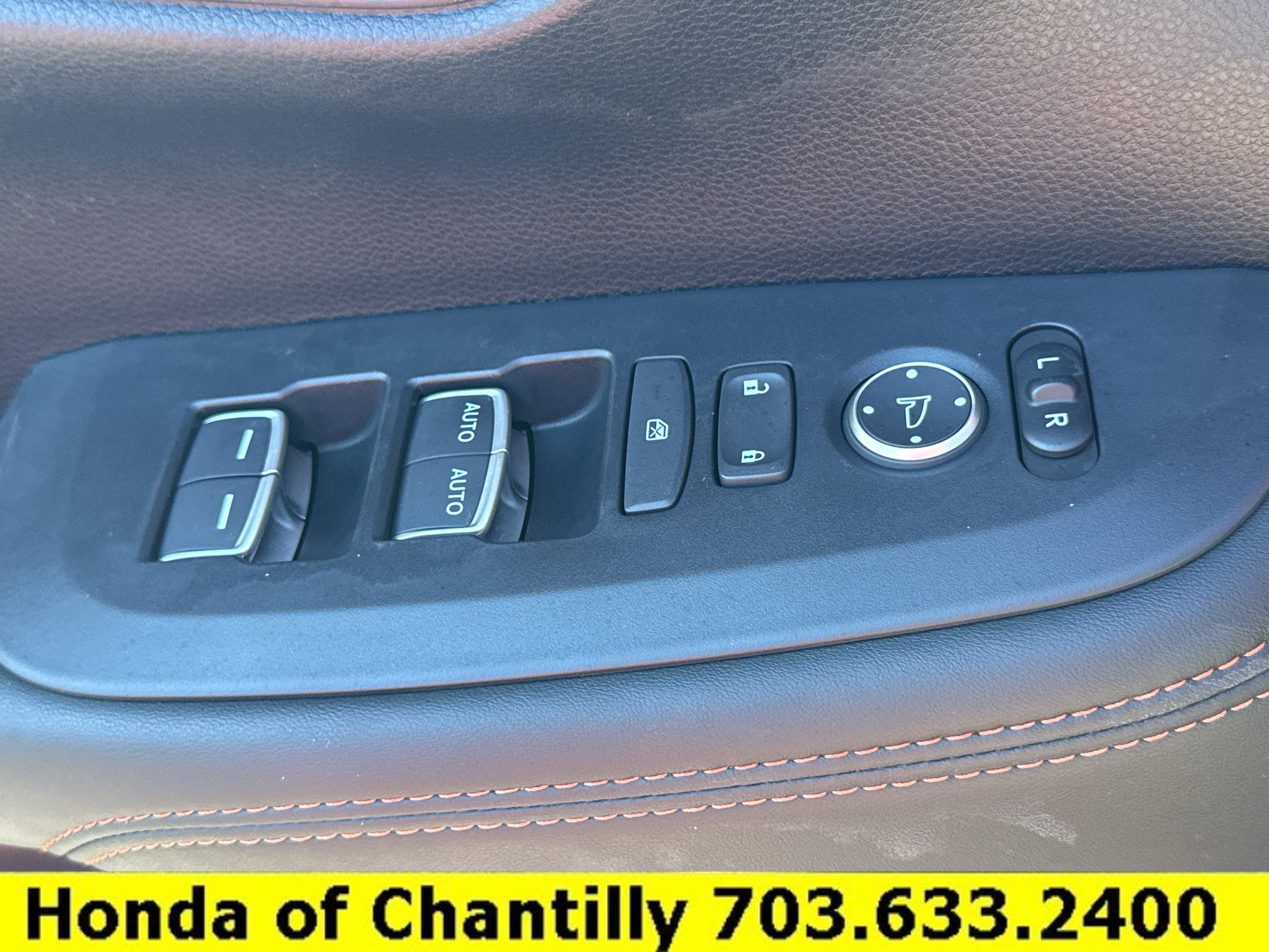 Certified 2025 Honda HR-V Sport image 19