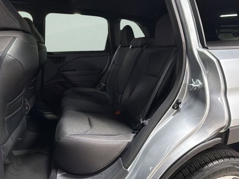 New 2026 Subaru Forester Premium AWD/4WD image 31