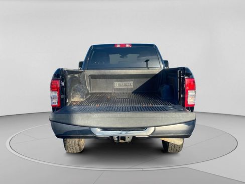 Used 2024 RAM 2500 Big Horn AWD/4WD image 28