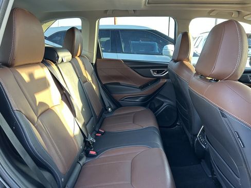 Used 2023 Subaru Forester Touring image 11