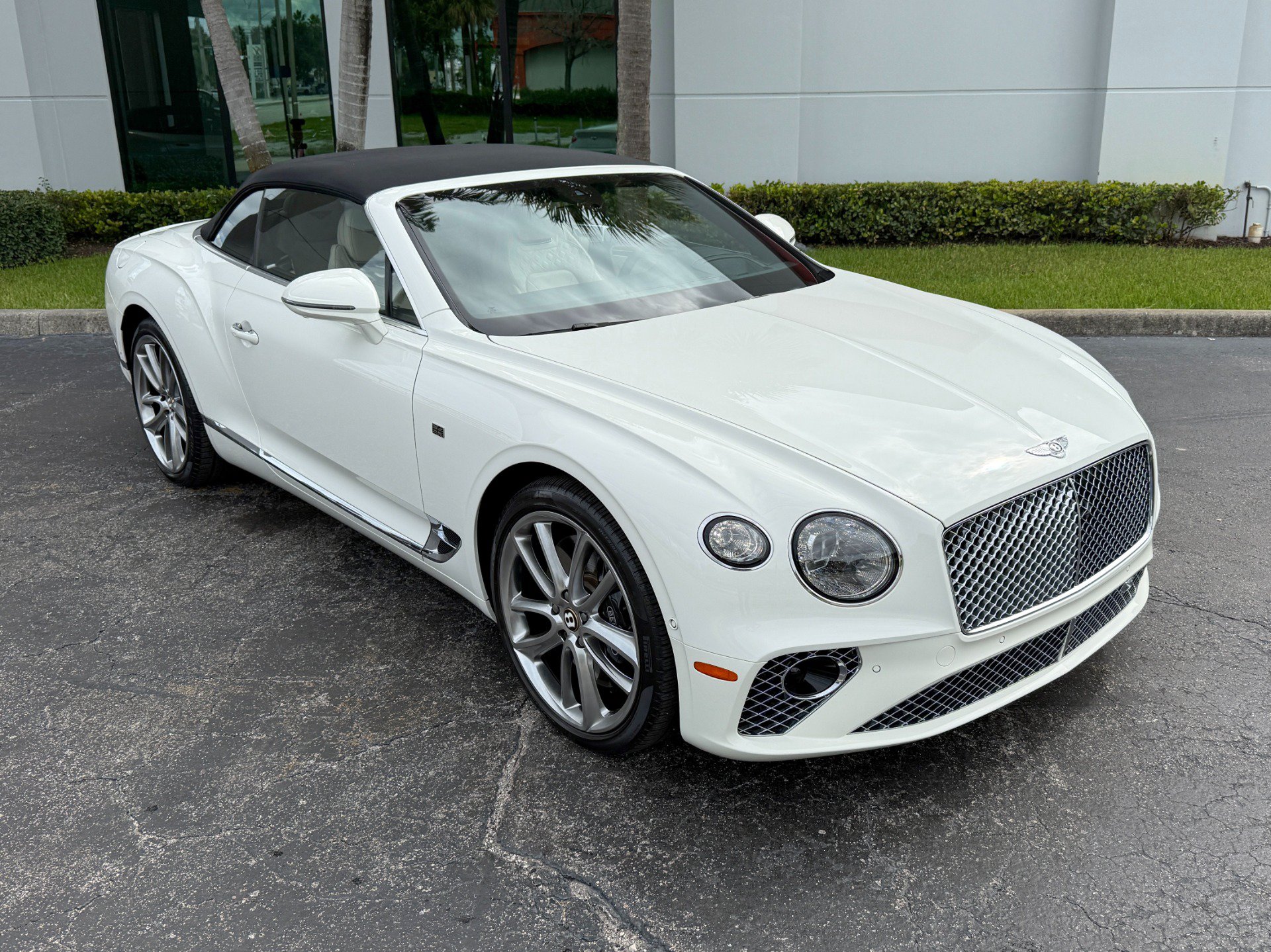 Used 2020 Bentley Continental GT AWD/4WD image 5