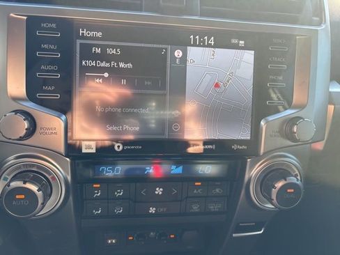 Used 2024 Toyota 4Runner Limited image 12