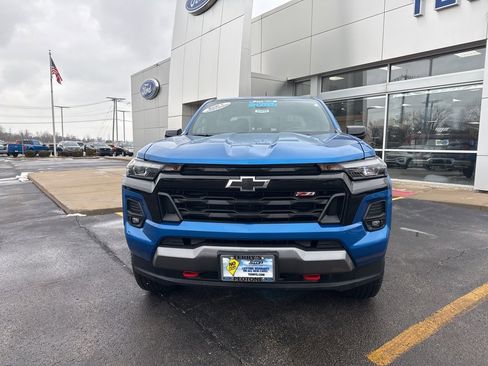 Used 2023 Chevrolet Colorado Z71 w/ Z71 Convenience Package 2 image 2