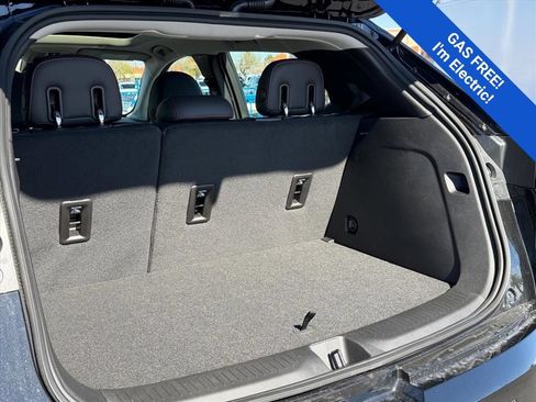 New 2027 Chevrolet Bolt RS w/ Technology Package FWD image 8