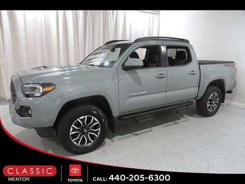 Certified 2023 Toyota Tacoma TRD Sport AWD/4WD image 3