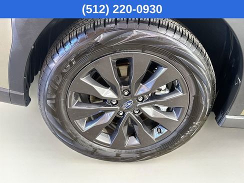 Used 2025 Subaru Outback Onyx Edition image 40