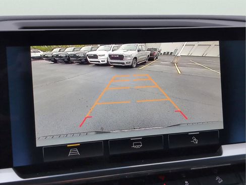 Used 2025 Chevrolet Silverado 1500 LT w/ Z71 Off-Road Package image 22