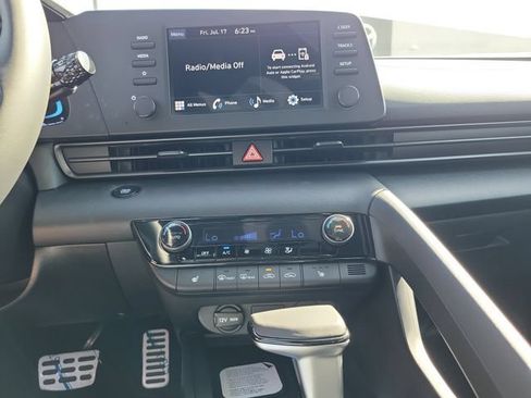 New 2026 Hyundai Elantra SEL Sport FWD image 15