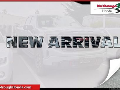 Used 2025 GMC Sierra 1500 AT4 w/ Technology Package